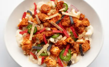Wings and Rings Launches Summer Mac Bowls and Dragon Fruit Drinks