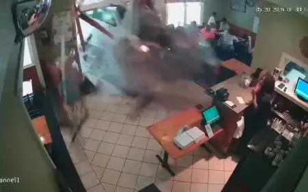 Car Crashes Into New Orleans Restaurant, Forces Indefinite Closure