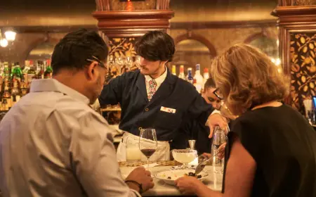 StreetEasy Launches 2046 Restaurant Reservation Campaign