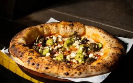 The Bay Shack Pizzeria Opens 12-Seat Worli Outlet With 48-Hour Fermented Dough