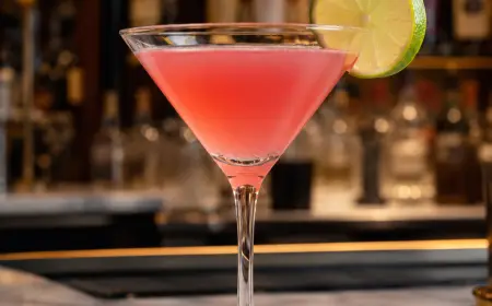 Cosmopolitan Cocktail Recipe with SOP, Garnish & Presentation Guide