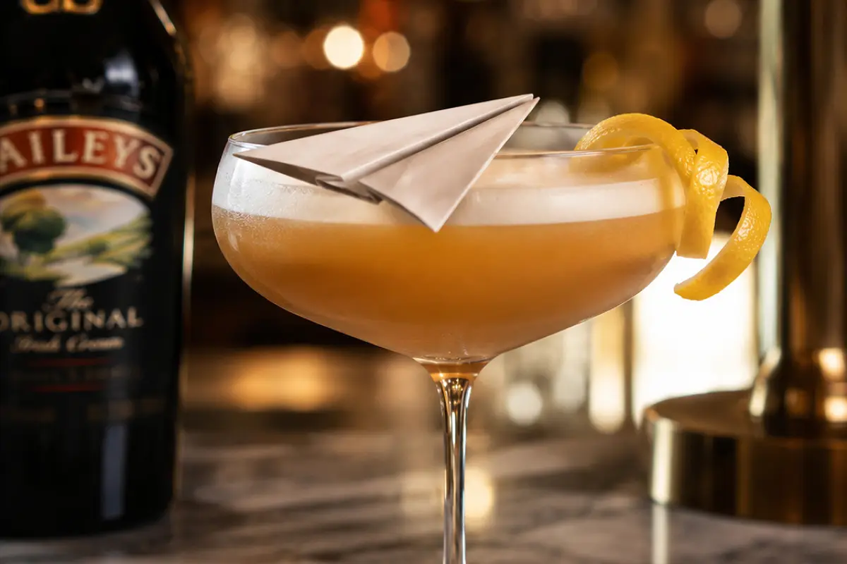Paper Plane with Baileys Cocktail Recipe with SOP, Garnish & Presentation Guide