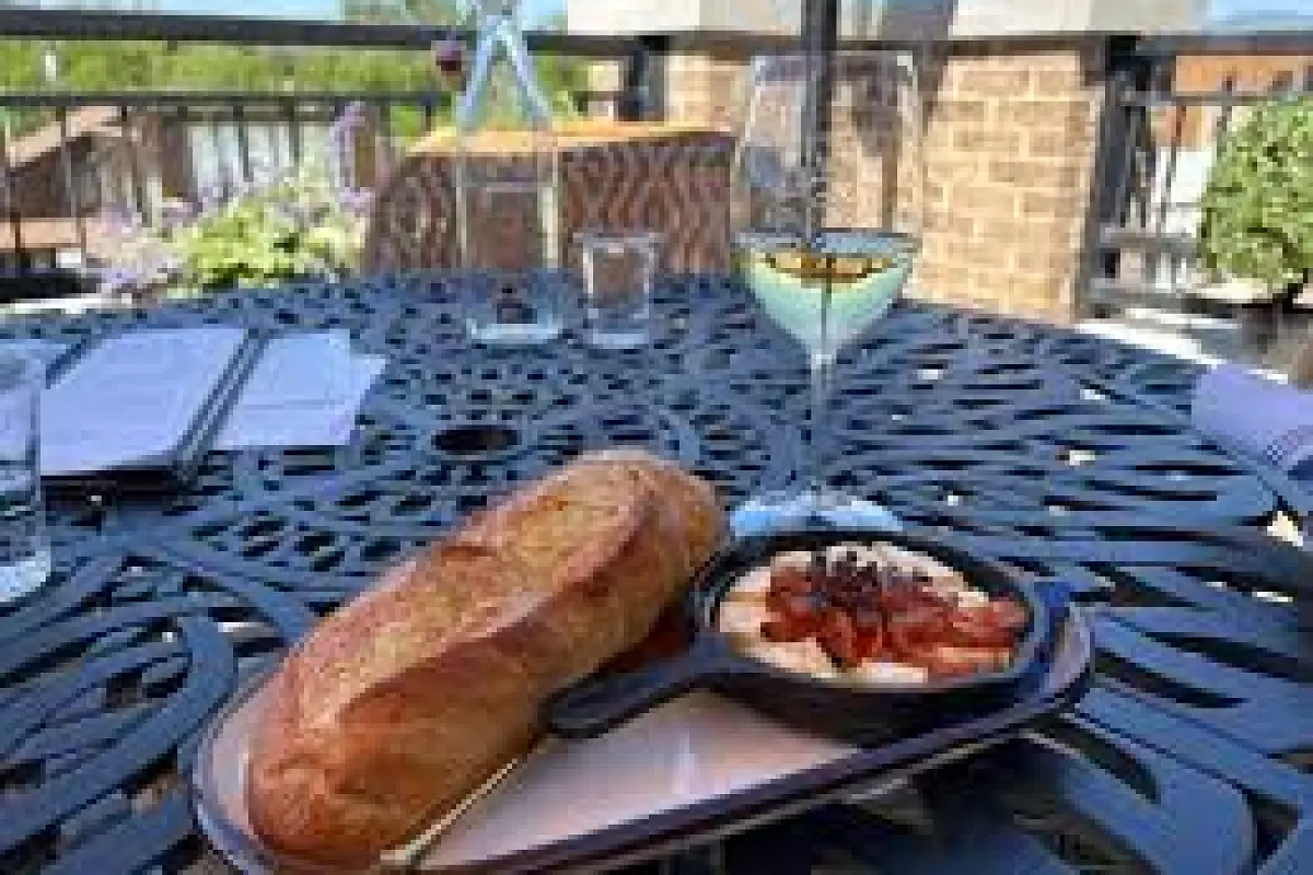 Siren Song Winemaker's Loft Opens Rooftop Wine Bar and Bistro in Downtown Eagle