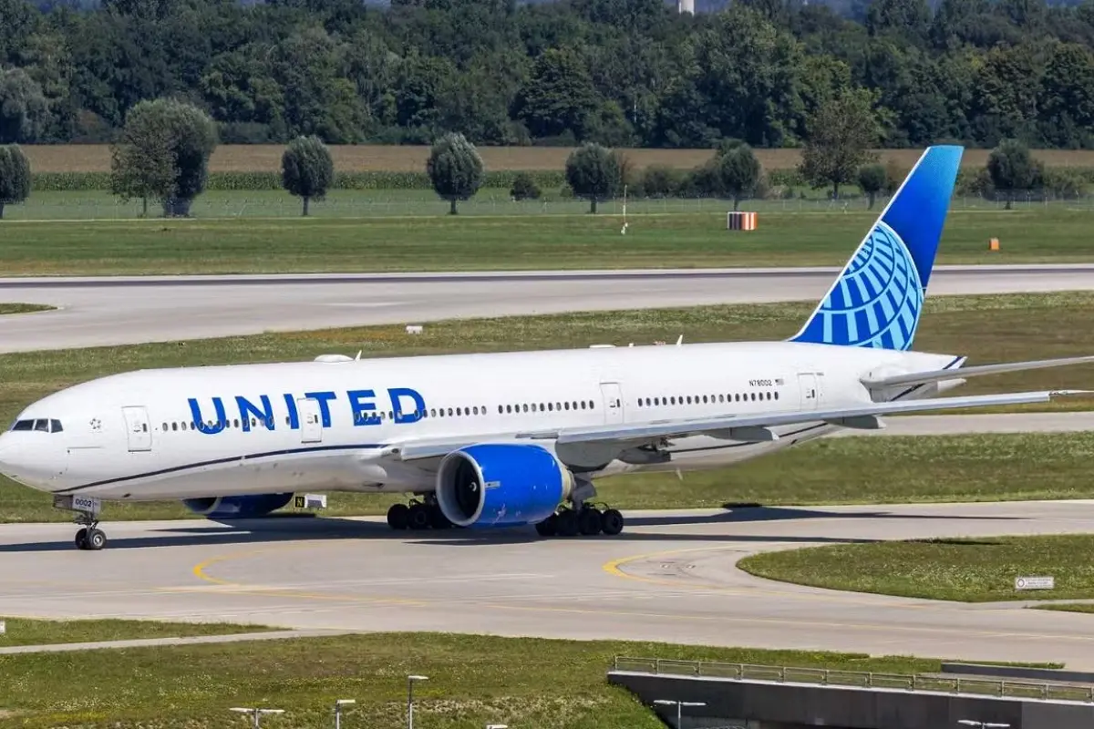 United Airlines Leads With New Starlink Inflight WiFi