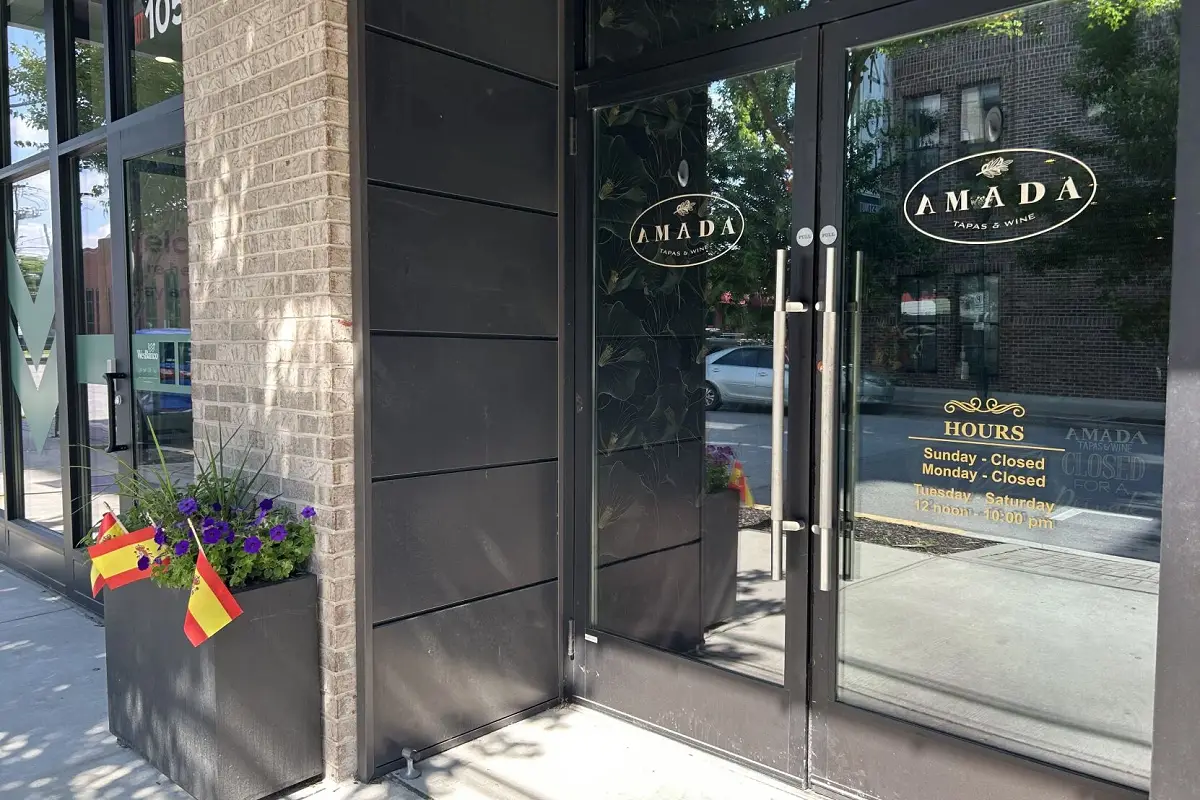 Amada Tapas and Wine Welcomes Spain's Football Team to Chattanooga