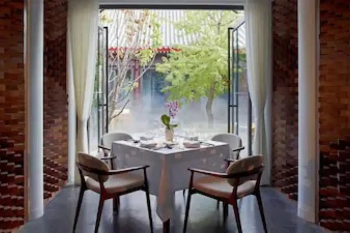 King's Joy China: Michelin-Starred Restaurant Banned for Government Officials
