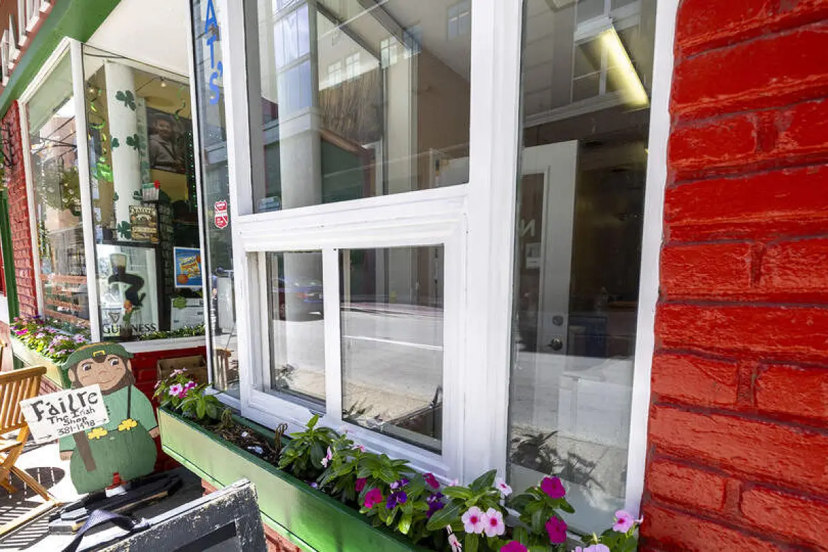 Nat’s Thai is reopening Popular downtown Lexington spot thanks to a rescue mission from rival Archa Nine