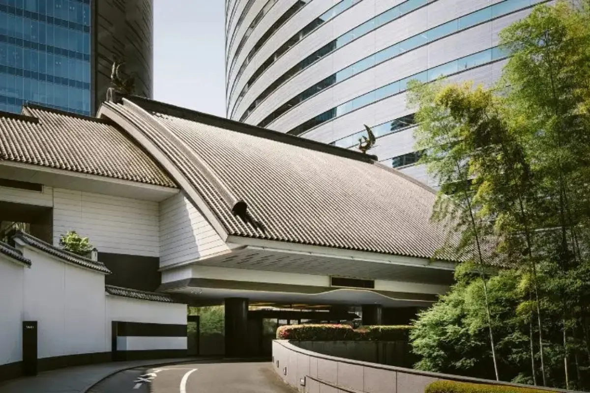 Conrad Kobe Hotel: New Luxury Tower Opens Near Sannomiya