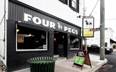 Four Pegs Smokehouse Opens Third Location in Jeffersontown This Summer
