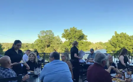 Silver Moon restaurant opens to full house in Watertown