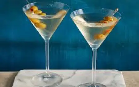 Is a martini a cocktail? The Truth Behind the Debate