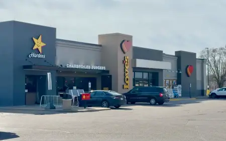 Restaurant Brands Enter C-Stores as Foodservice Sales Rise
