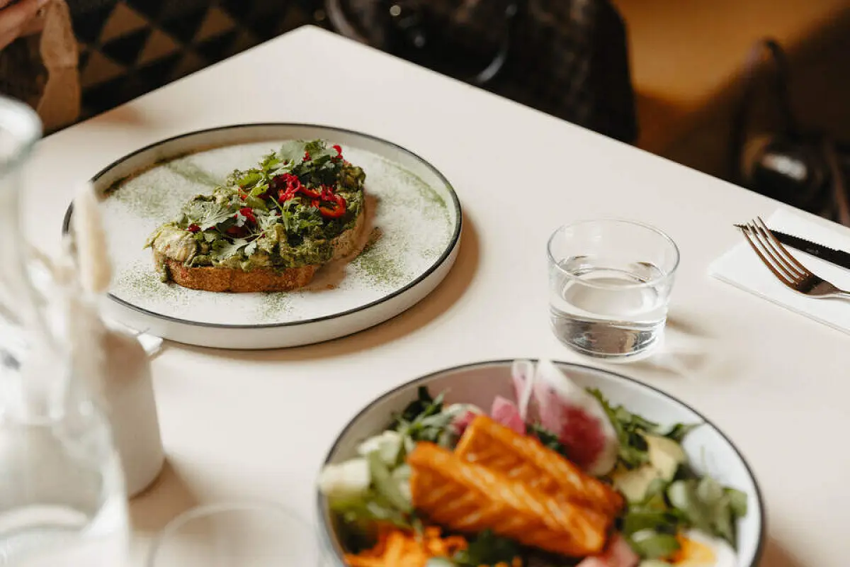 Two Hands to Open First West Bottoms Café in Kansas City Redevelopment