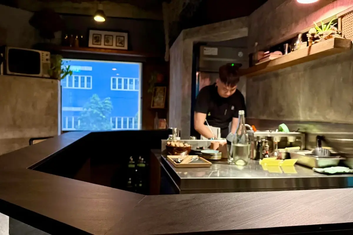 Orangutan Debuts Singapore-Inspired Tasting Menu at Fortune Centre