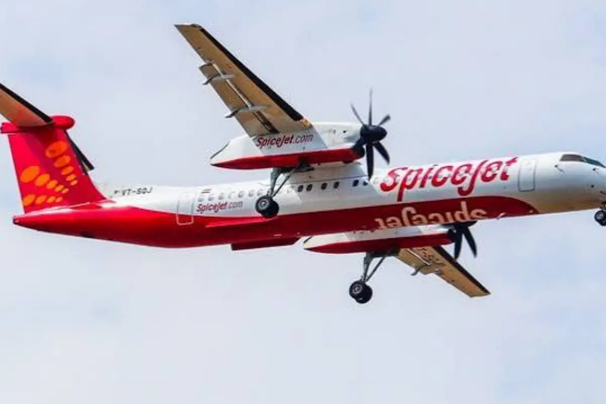 SpiceJet Stake Draws Gulf Carrier as Slot Value Rises