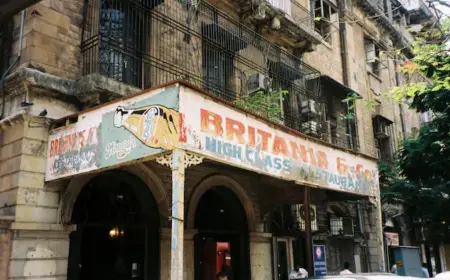 100-Year-Old Parsi Restaurant Preserves Mumbai’s Culinary Legacy