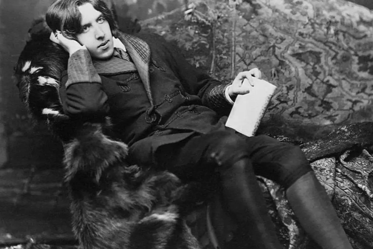 Revealed: Oscar Wilde Royal Albion Hotel Suite Rediscovered