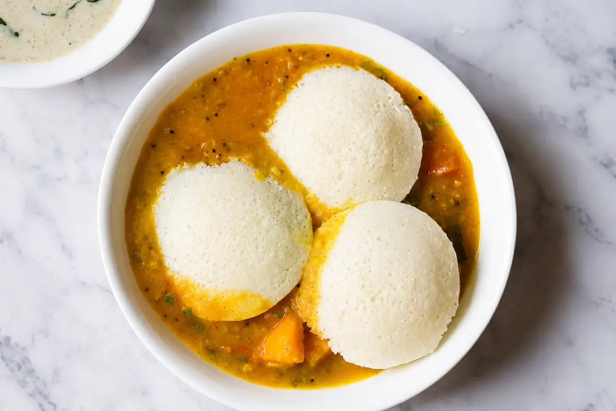 Idli Recipe & Homemade Idli Batter With Tips & Tricks