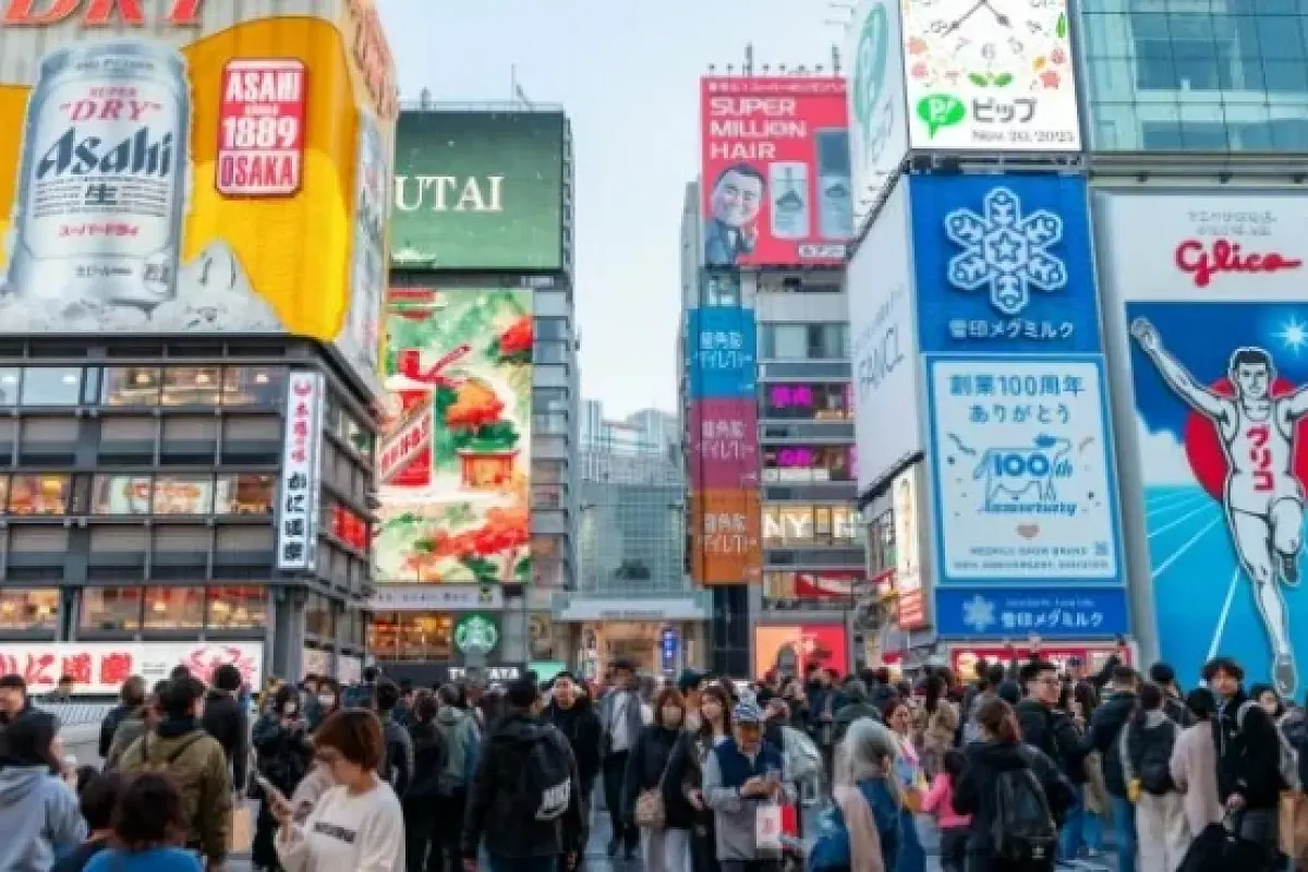 Osaka Restaurant Fights to Survive as Tourists Vanish