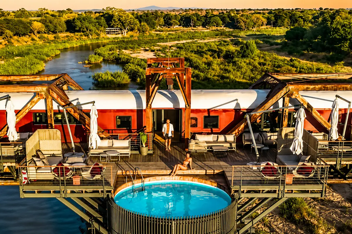Best Hotel Pools in the World: 5 Ranked Properties