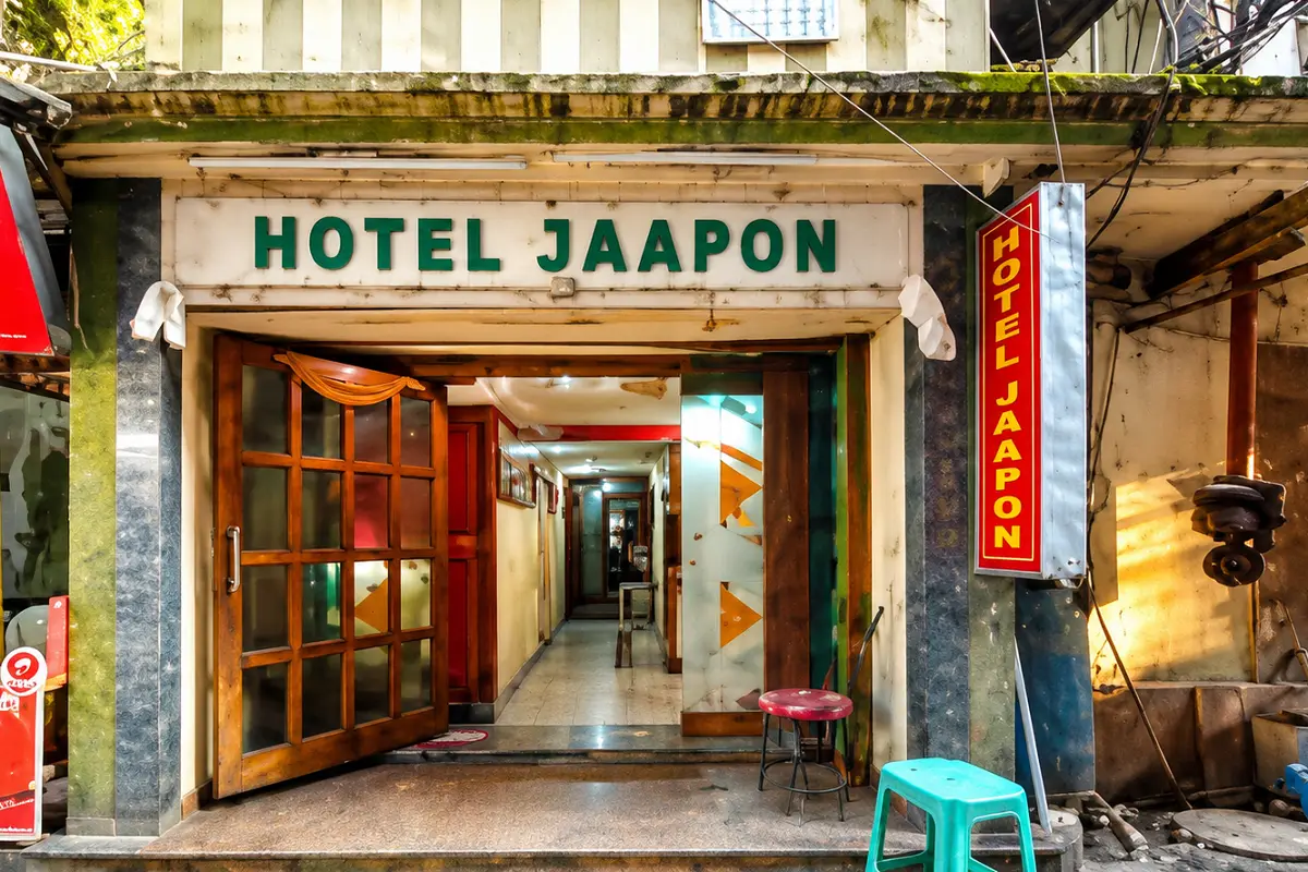 Kolkata Hotel Owner at Large After Fatal Shikha Inn Fire