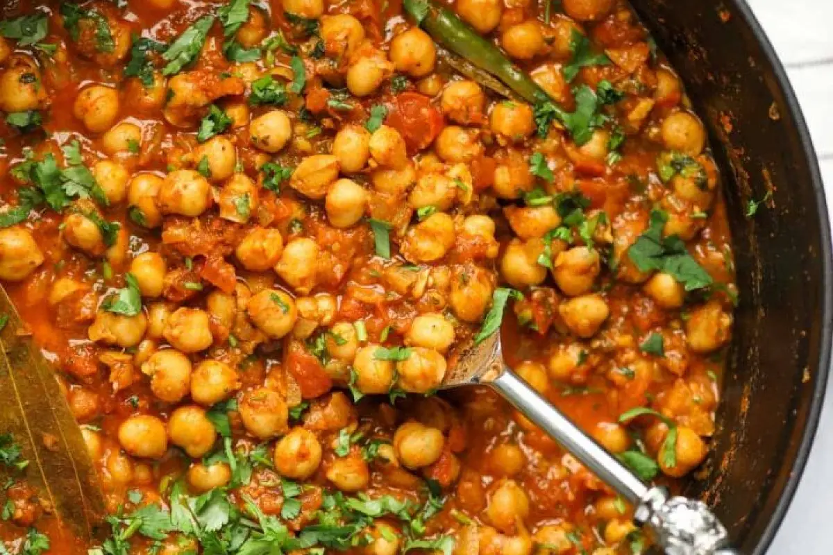 Authentic Chana Masala Recipe (Traditional Chole Method)