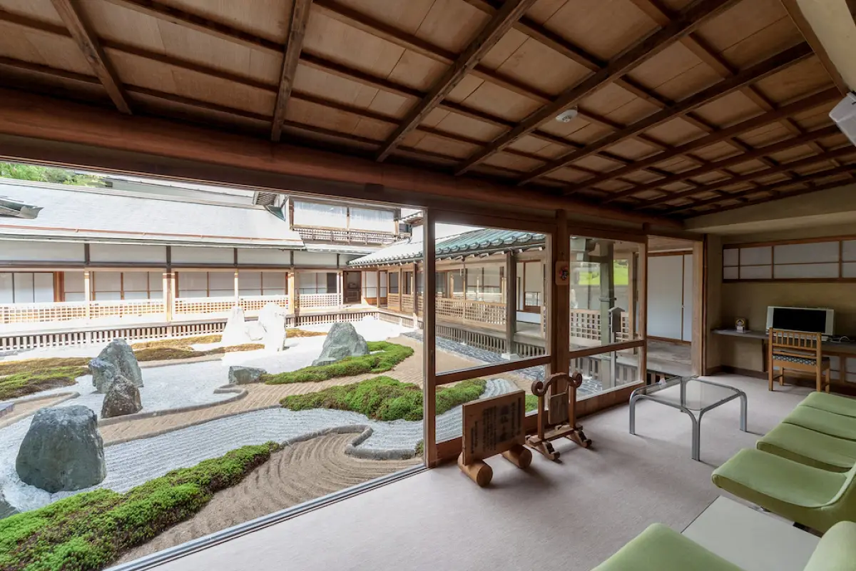 Mount Koya Temple Lodging Reveals Major Tax Shortfall