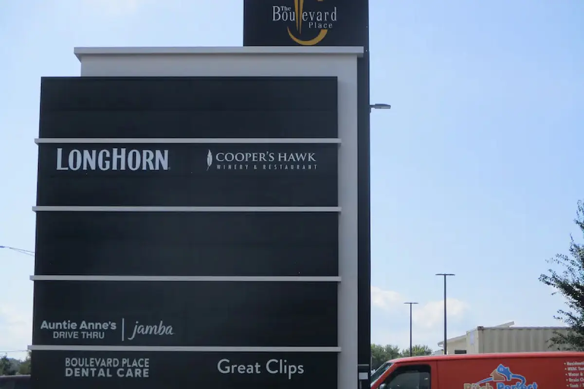 Savvy Sliders Joliet: Michigan Slider Chain Expands Into Illinois Market