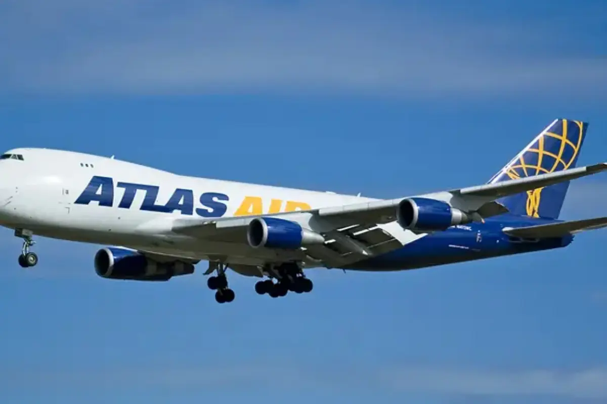 Abu Dhabi's L'imad Holding Explores Stake in Atlas Air