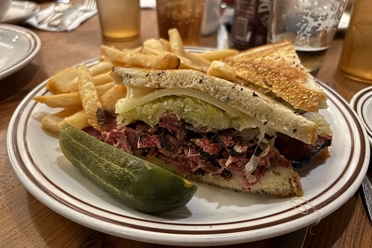 Diners Drive Ins and Delis Los Angeles Unveil Route 66 Icons