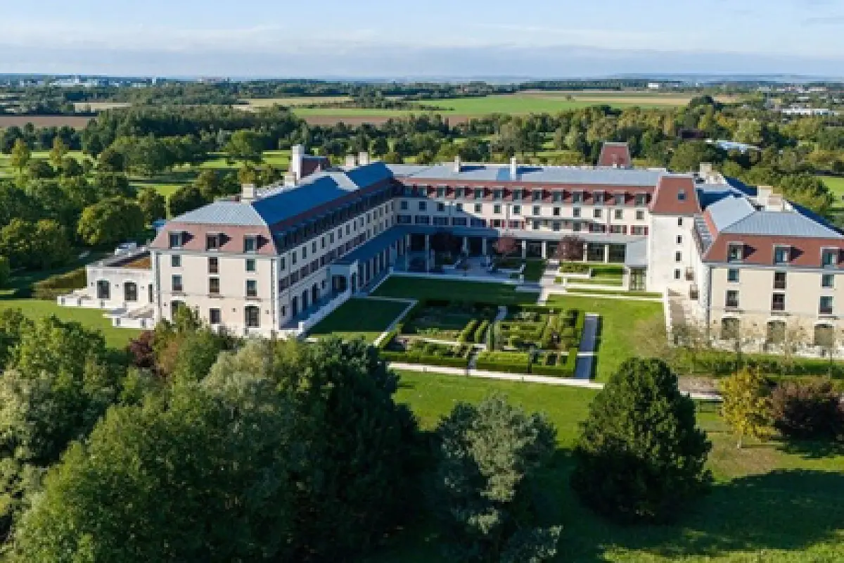 Crowne Plaza Paris Marne-la-Vallée: IHG Opens 250-Room Hotel Strategy