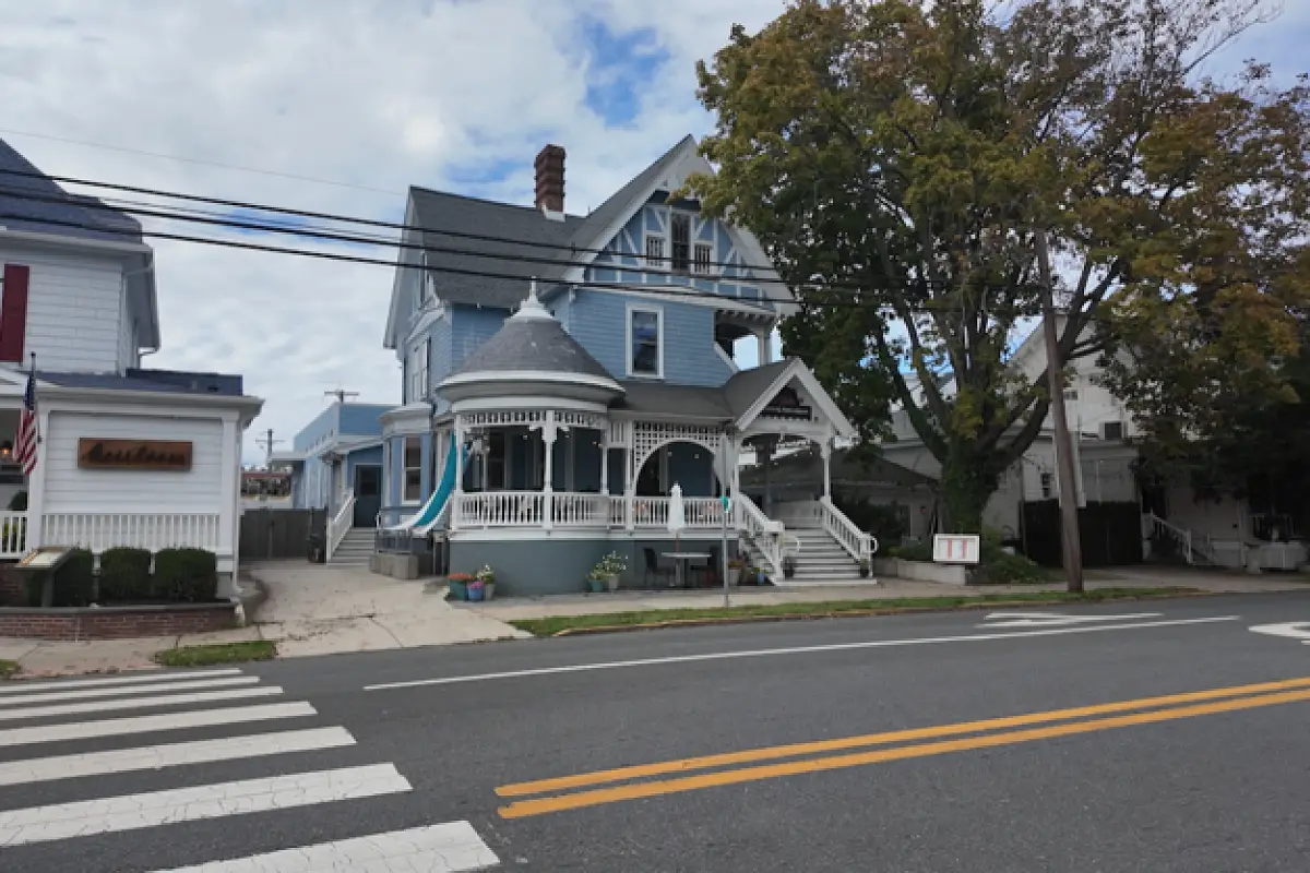 Raas Restaurant Lewes: Historic Building Listed for $2.5 Million