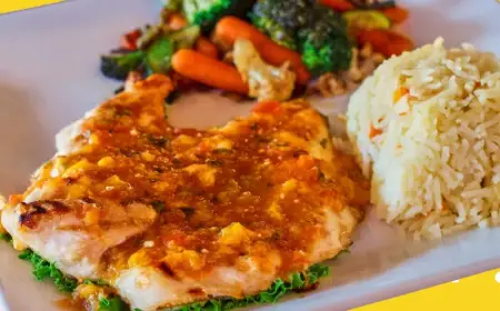 Best Smothered Chicken and Mashed Potatoes, Diners Say