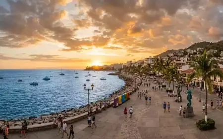 Malecon in Puerto Vallarta Unveils a Pacific Promenade