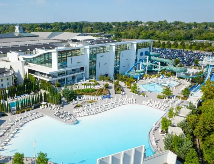 Best Hotels with Indoor Water Parks Across the US