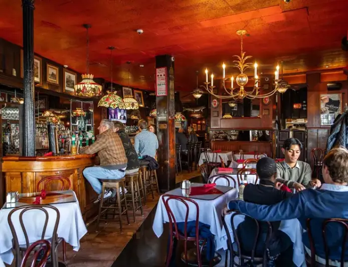 Restaurant Spending in the US Rises as Diners Seek Third Spaces