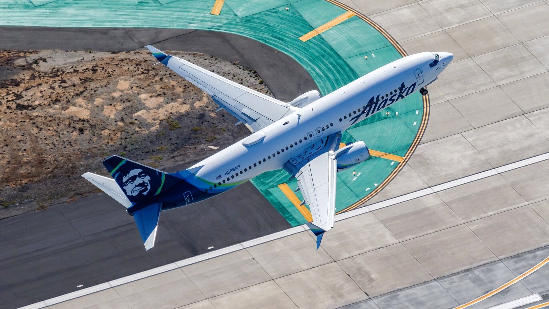 Alaska Airlines Breeze Partnership: An Exclusive East Coast Update