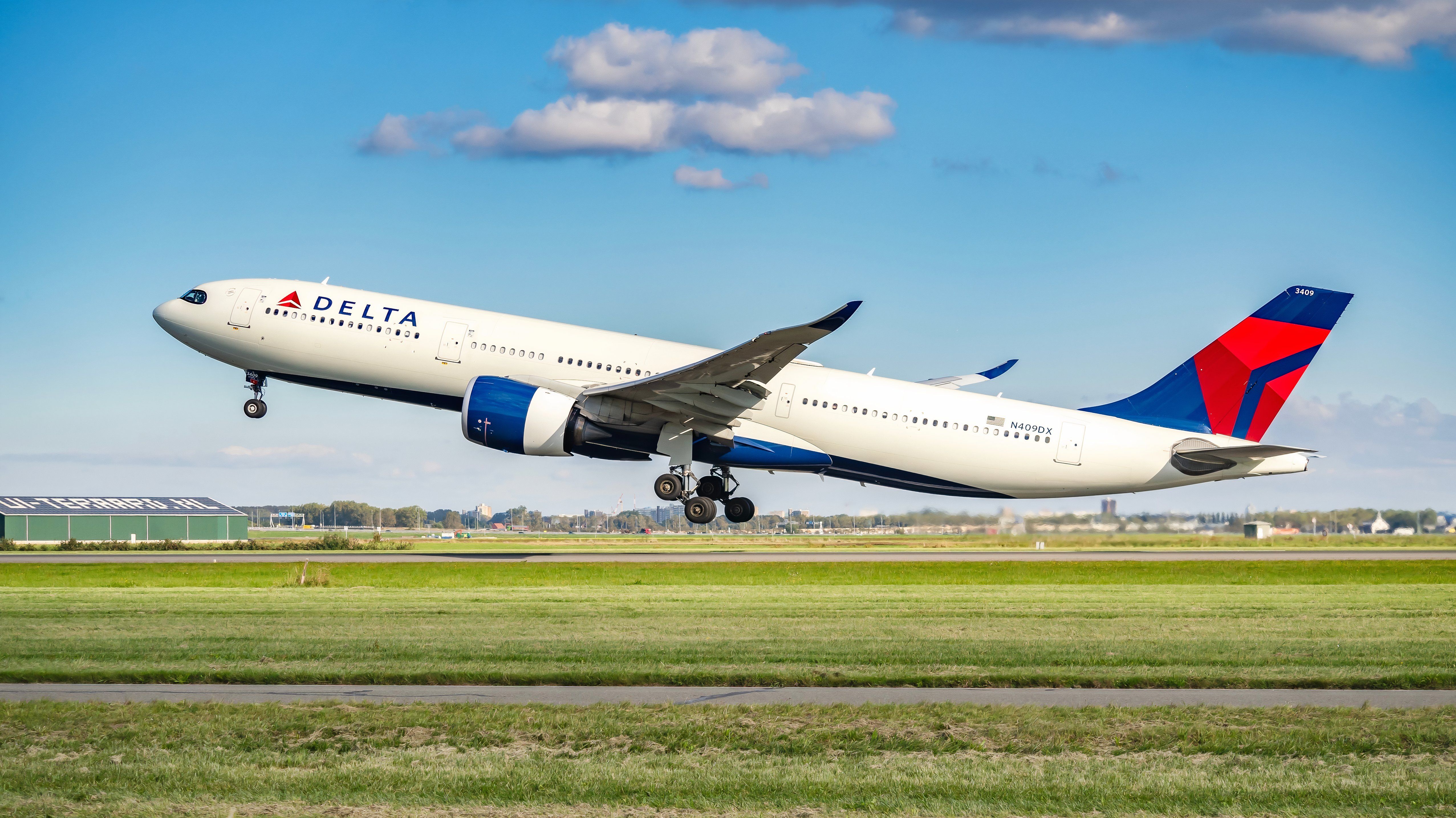 Delta bomb threat: Breaking security alert at Tel Aviv’s TLV Airport