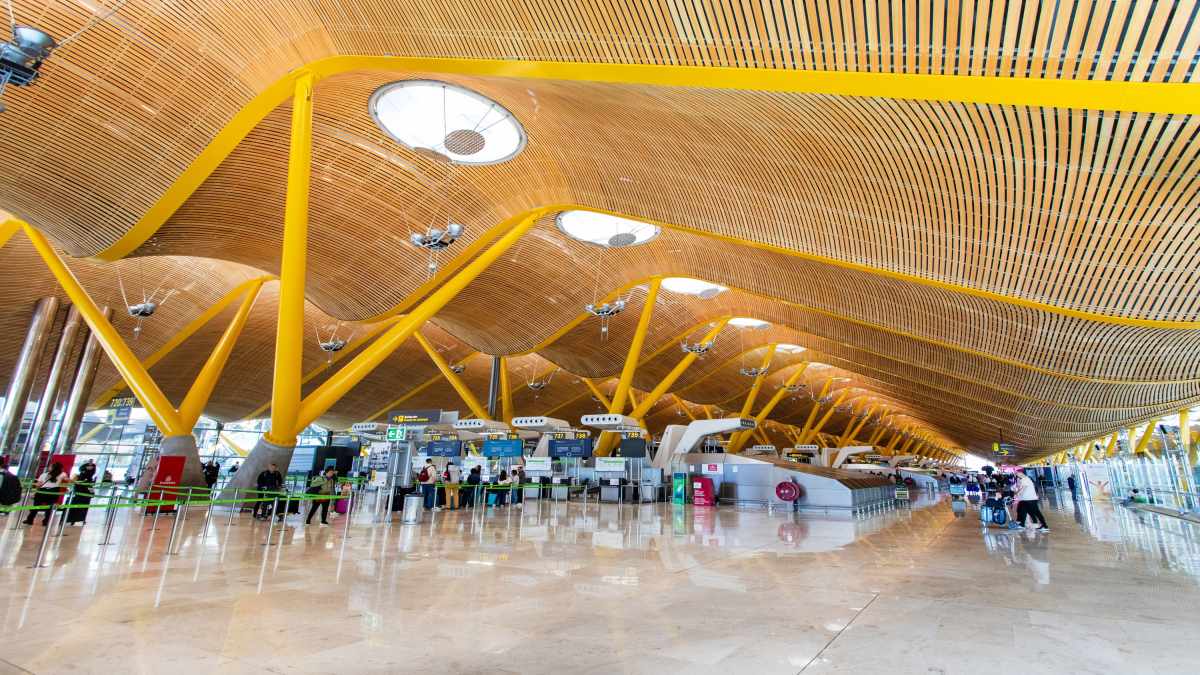 European flight disruptions: Breaking 110 cancellations and 2,180 delays