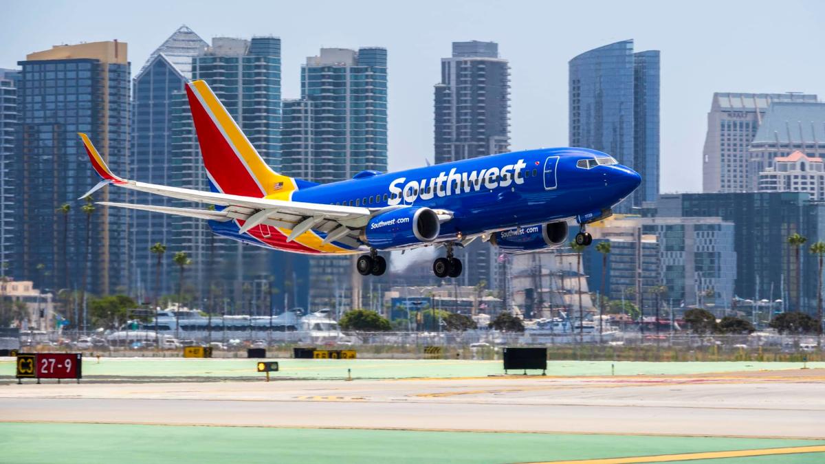 USA flight cancellations: Breaking 3,265 delays and 136 grounded