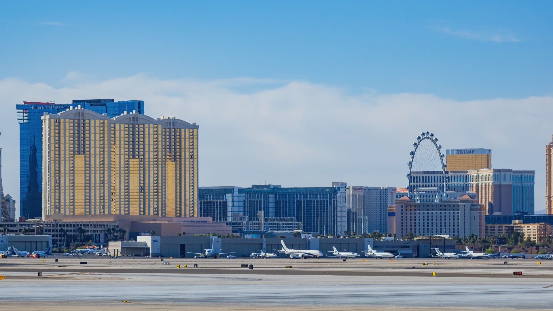 Harry Reid Airport: Breaking Updates on 2-Runway Closure Incident