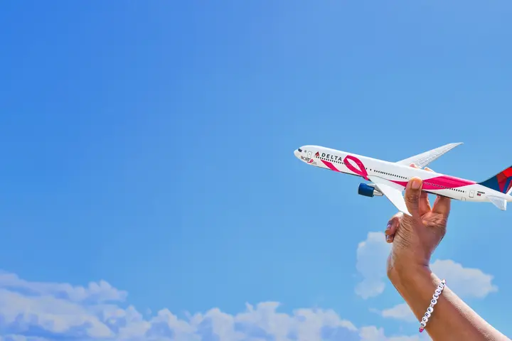 Holiday airfare prices: Breaking decade-high trends for 2026 travel