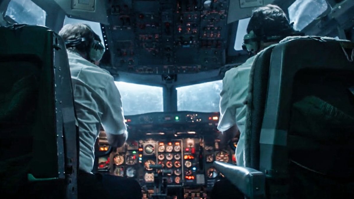 Airlines News  Ghost in the Cockpit’: Fake Pilot Bypassed TSA Security for Years, Simple Flying Reports