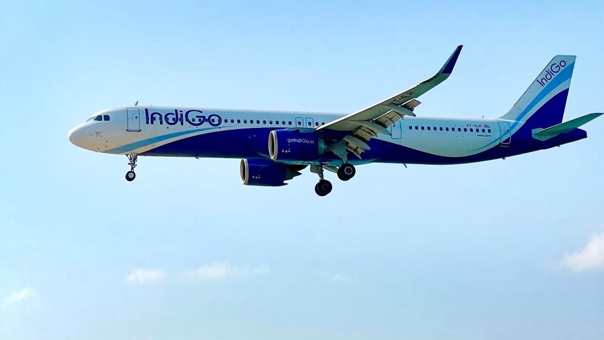 Rivals See Limited Upside in Taking Over IndiGo’s Vacated Airport Slot