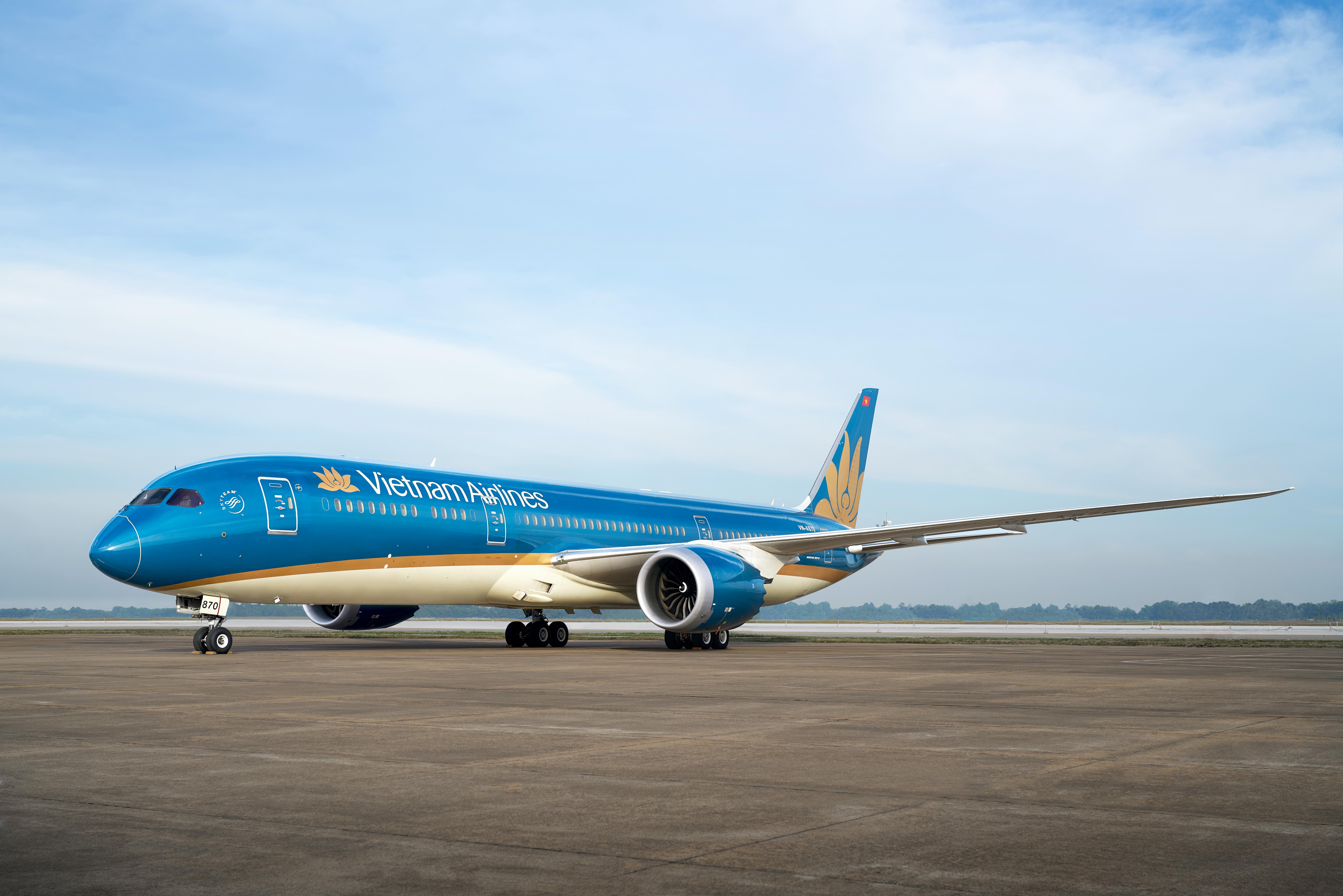 Vietnam Airport Operator Flags Rising Airline Dues as Unpaid Bills Mount