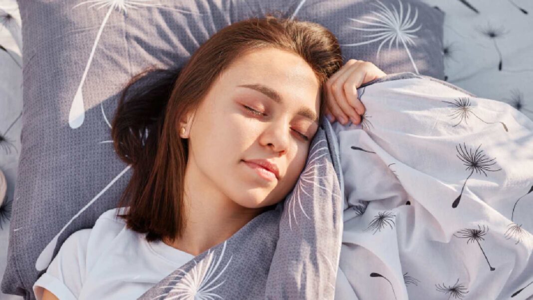 The way to stop hair loss whereas sleeping: 8 suggestions