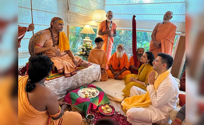 Shankaracharya Visits Raghav Chadha, Parineeti Chopra's House In Delhi