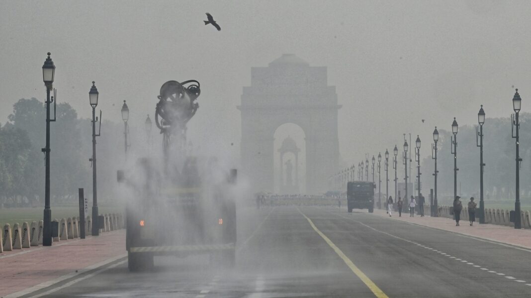 Delhi air air pollution: Smog causes low visibility in NCR; AQI ‘very poor’ for fifteenth day | Newest updates | Newest Information India