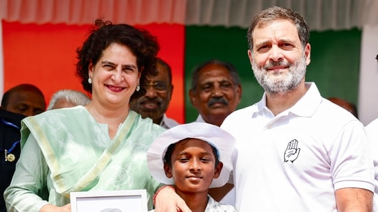 Rahul Gandhi (R) and Congress general secretary Priyanka Gandhi Vadra during a public meeting in Wayanad.