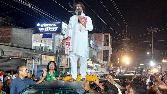 Jharkhand Chief Minister Hemant Soren during a roadshow in support of JMM candidate Mahua Maji (PTI)